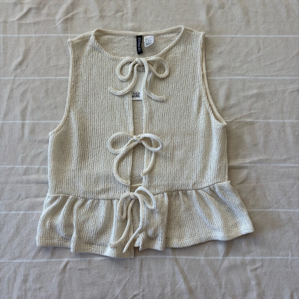 Cream Knit Top with Bow Detail